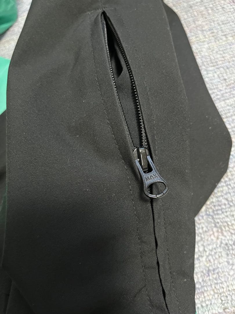 OAKLEY スノーボードジャケット Lサイズ