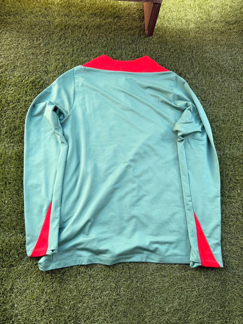 リバプールFC Nike ハーフジップジャージ グリーン　リヴァプール