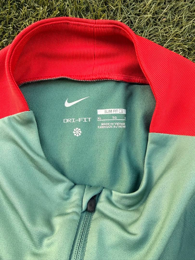 リバプールFC Nike ハーフジップジャージ グリーン　リヴァプール