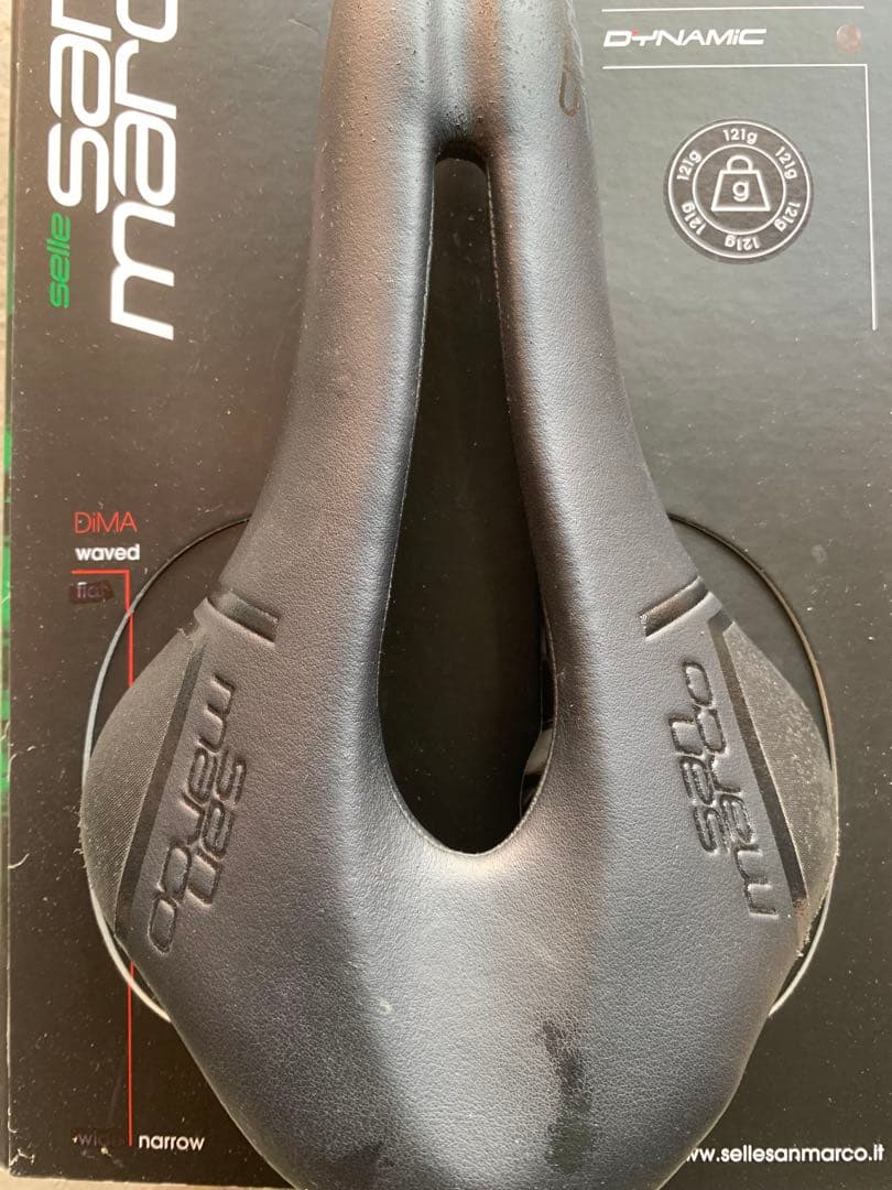 Selle San Marco ショートフィットレーシング LEDライト付き
