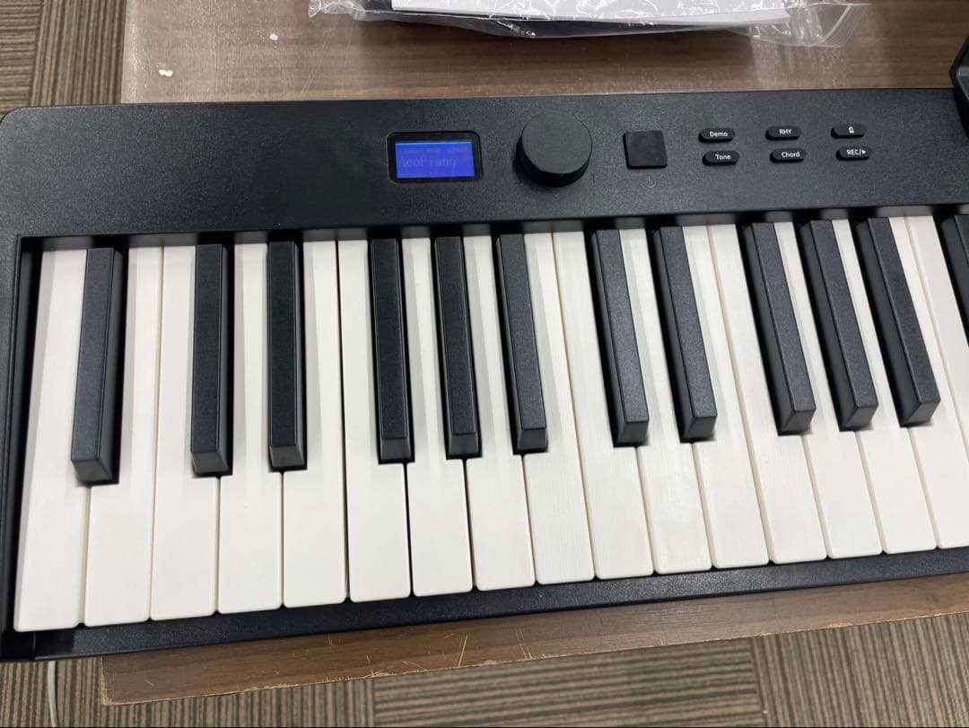 折りたたみ電子ピアノ　88鍵盤　充電タイプ　ホワイト 鍵盤ライト機能