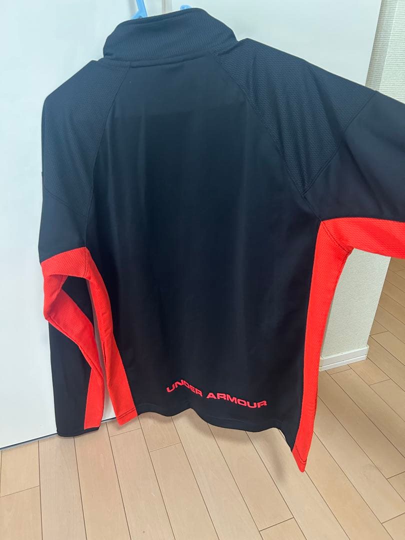 アンダーアーマージャージセットアップXL。