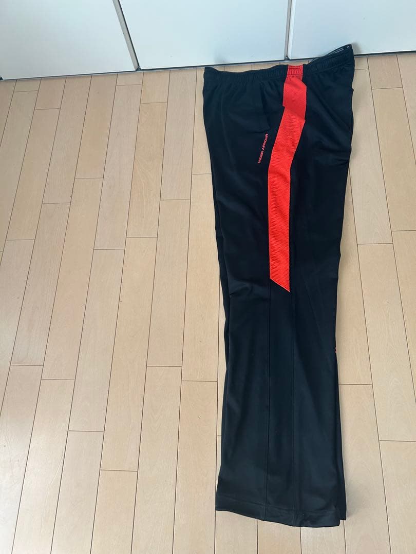 アンダーアーマージャージセットアップXL。