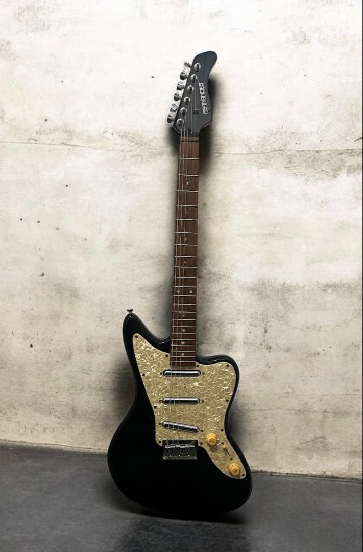 FERNANDESエレキギター Electric Guitar