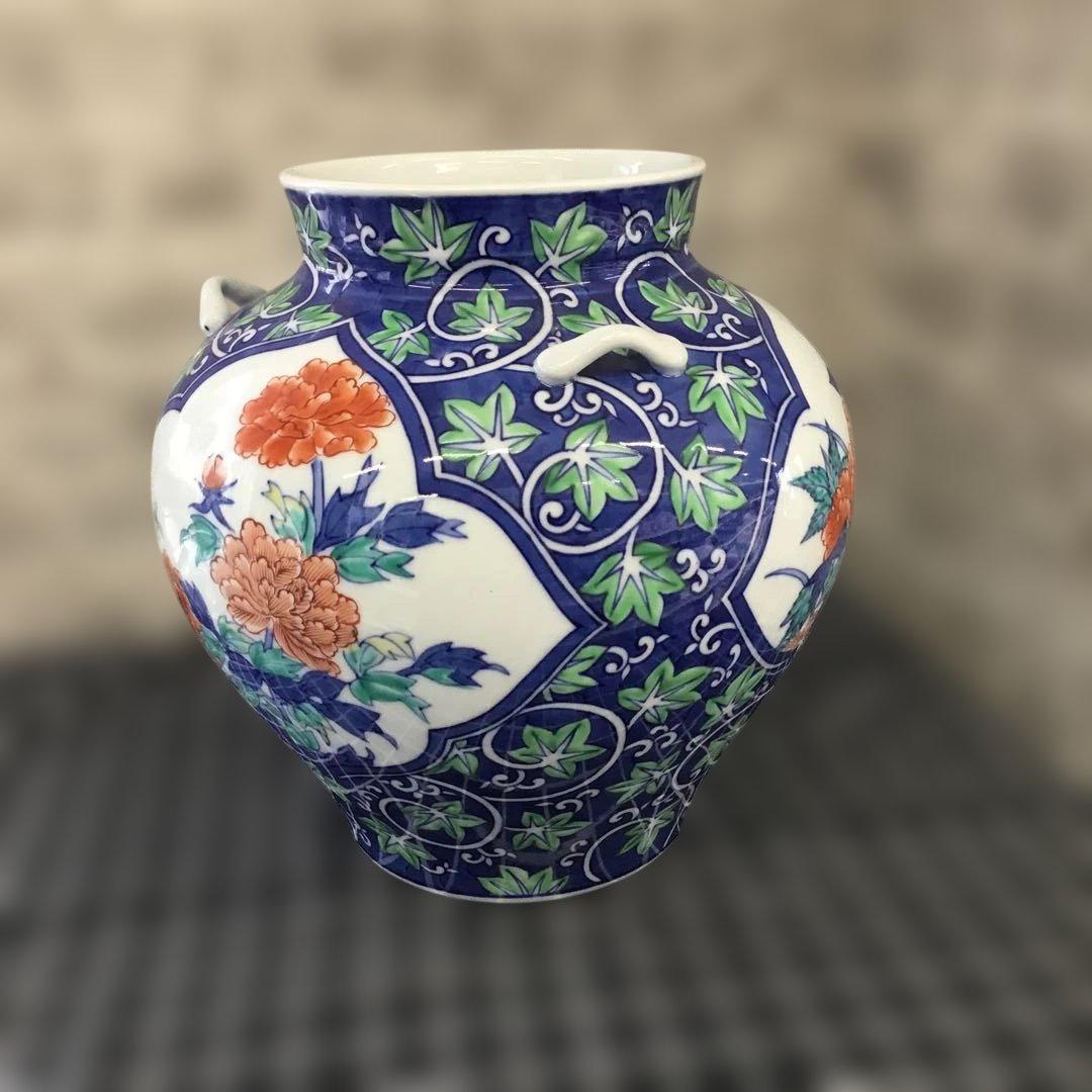 有田焼　金照堂　美術陶磁器　花柄陶器花瓶 中型　花器