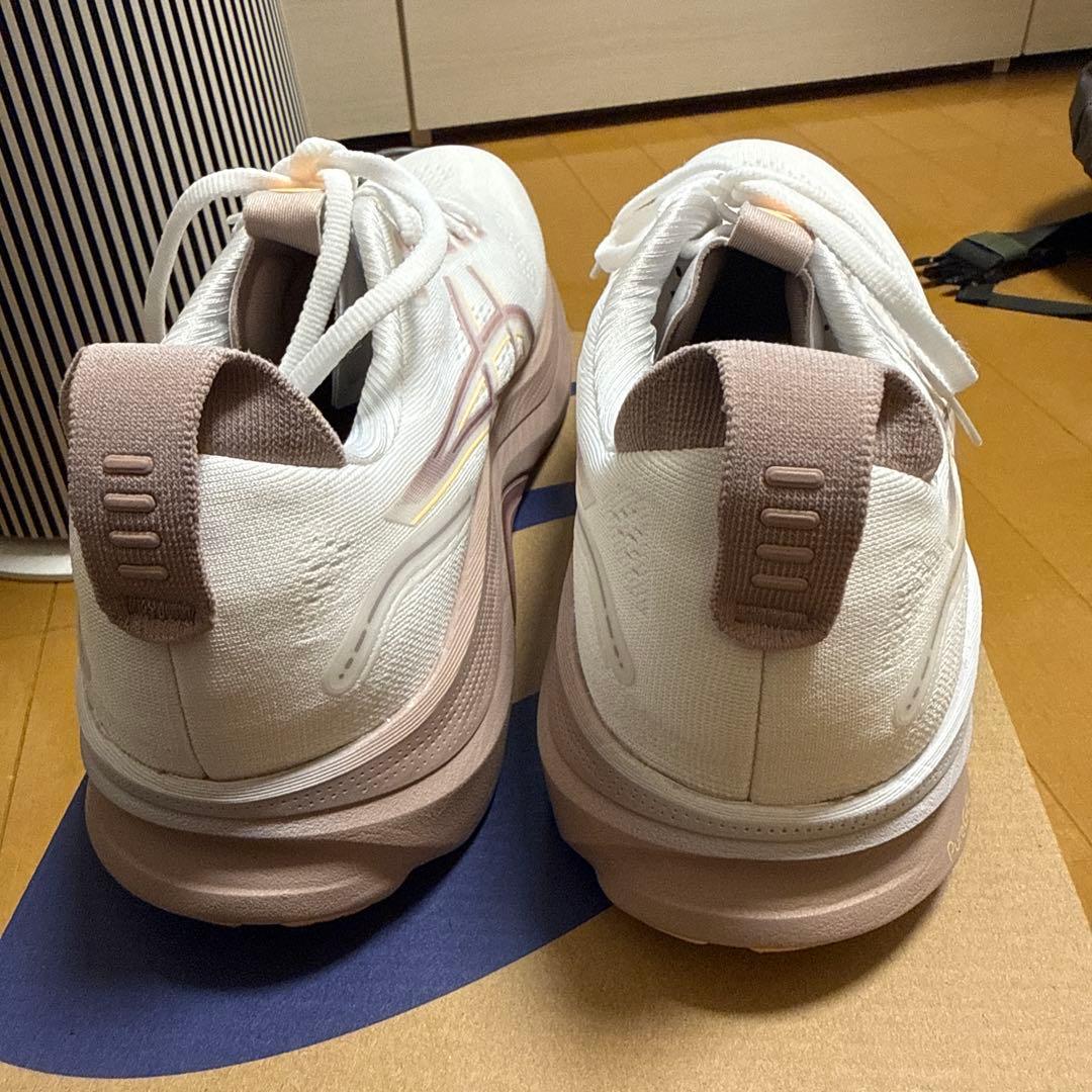 美品asics ゲルカヤノ32 26cm