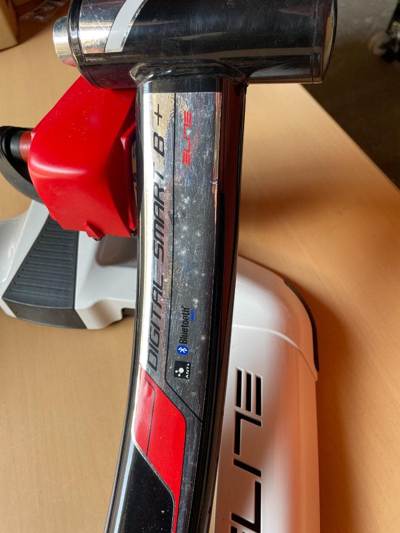 ★ サイクルトレーナー ELITE QUBO DIGITAL SMART B+