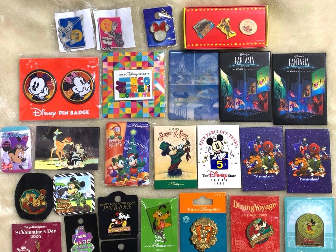 ディズニー ピンバッジ ピンズ 缶バッジ まとめ売り 43点