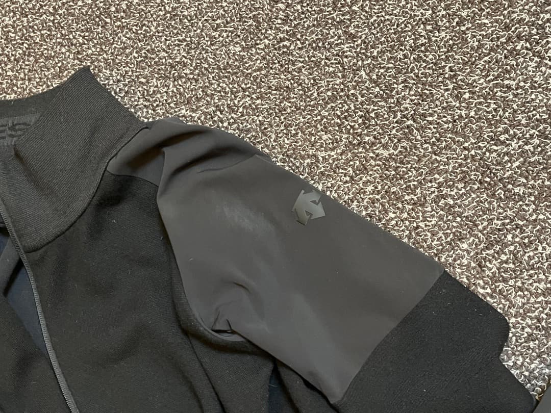 DESCENTE GOLF フルジップ　ニット　セーター