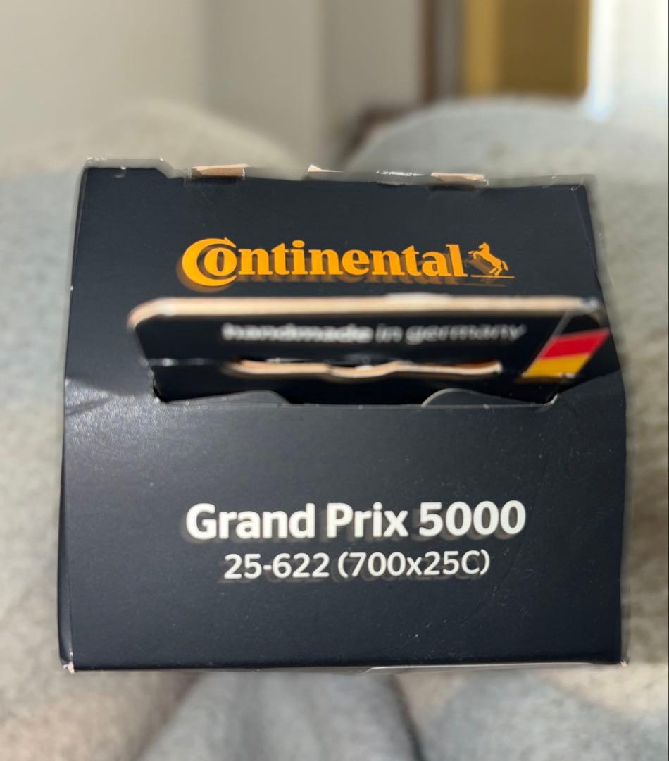 Continental 5000 ロードタイヤ