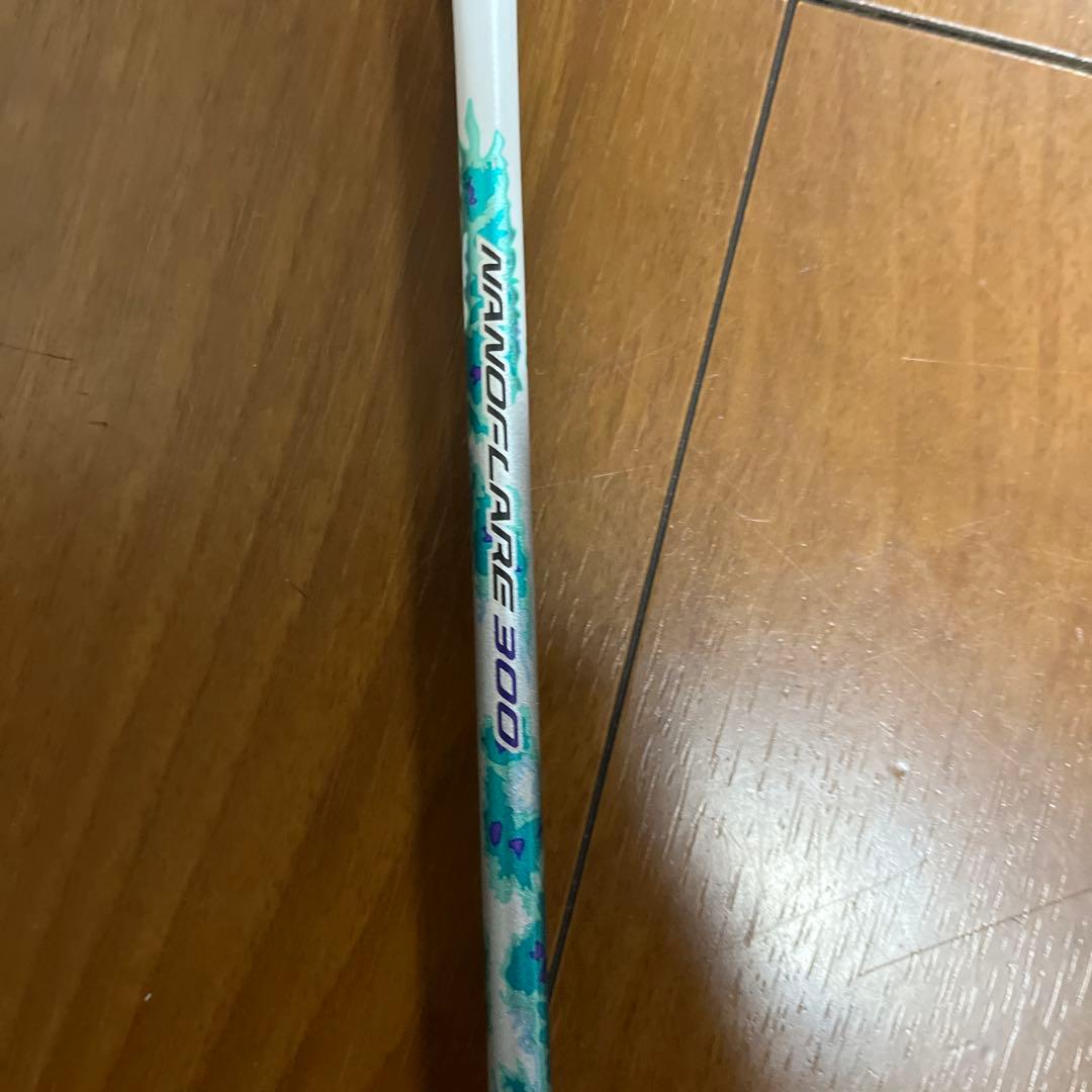 バドミントンラケット　ナノフレア300