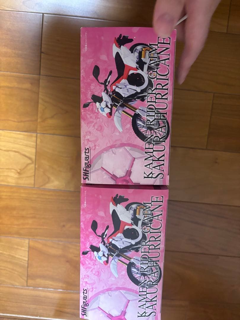 S.H.Figuarts サクラハリケーン 仮面ライダー鎧武　2台セット