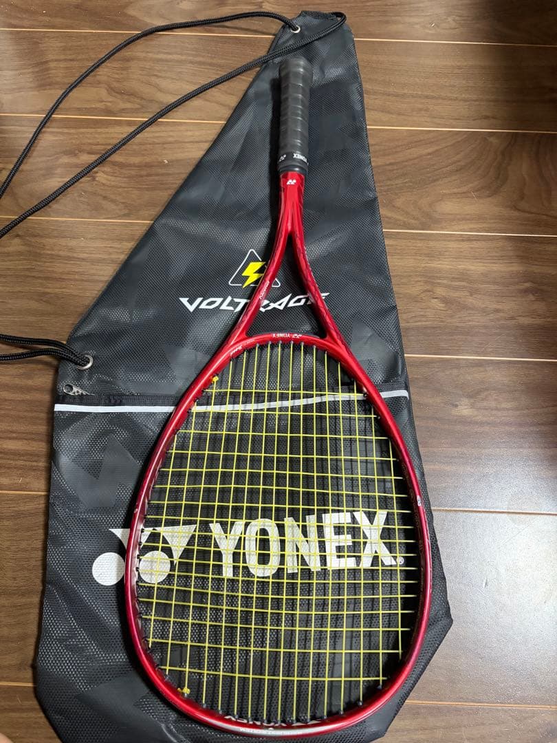 YONEX テニスラケット 赤 ケース付き