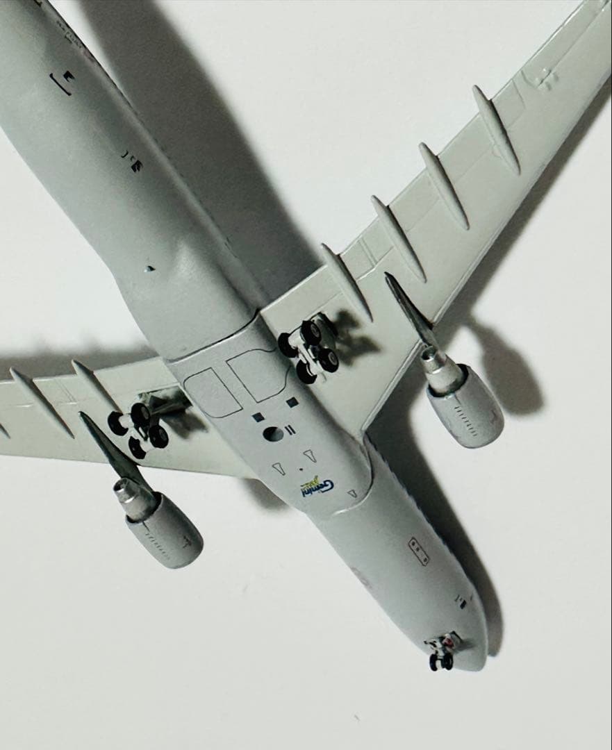 Gemini 1/400 A330-300 アメリカン航空