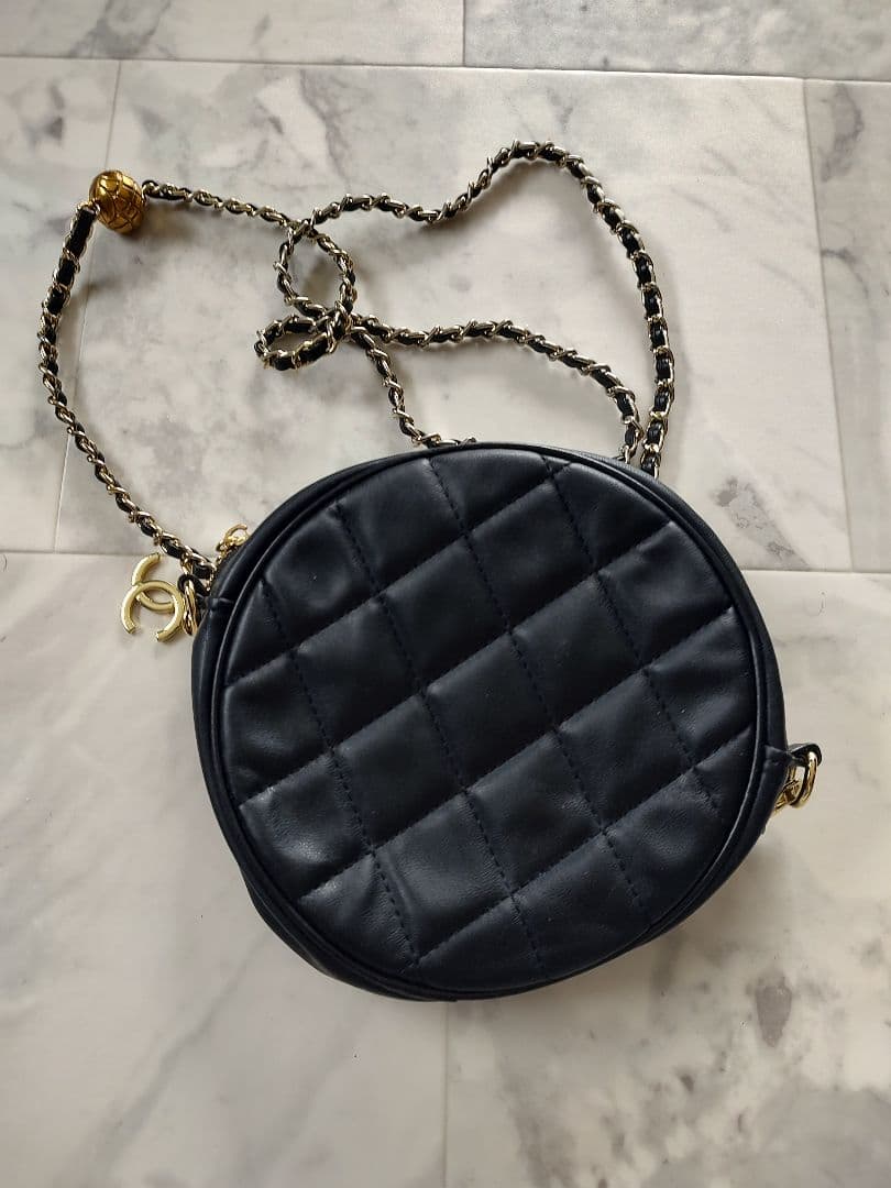 CHANELノベルティーブラック キルティングチェーンショルダーバッグ