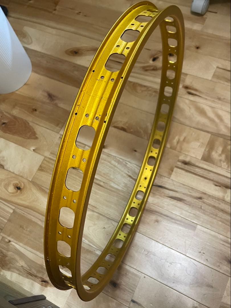 Surly rabbit hole gold 26+ リムのみ