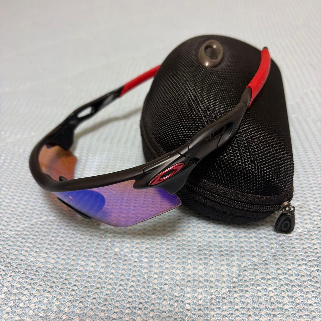 OakleyサングラスとShimanoグローブセット