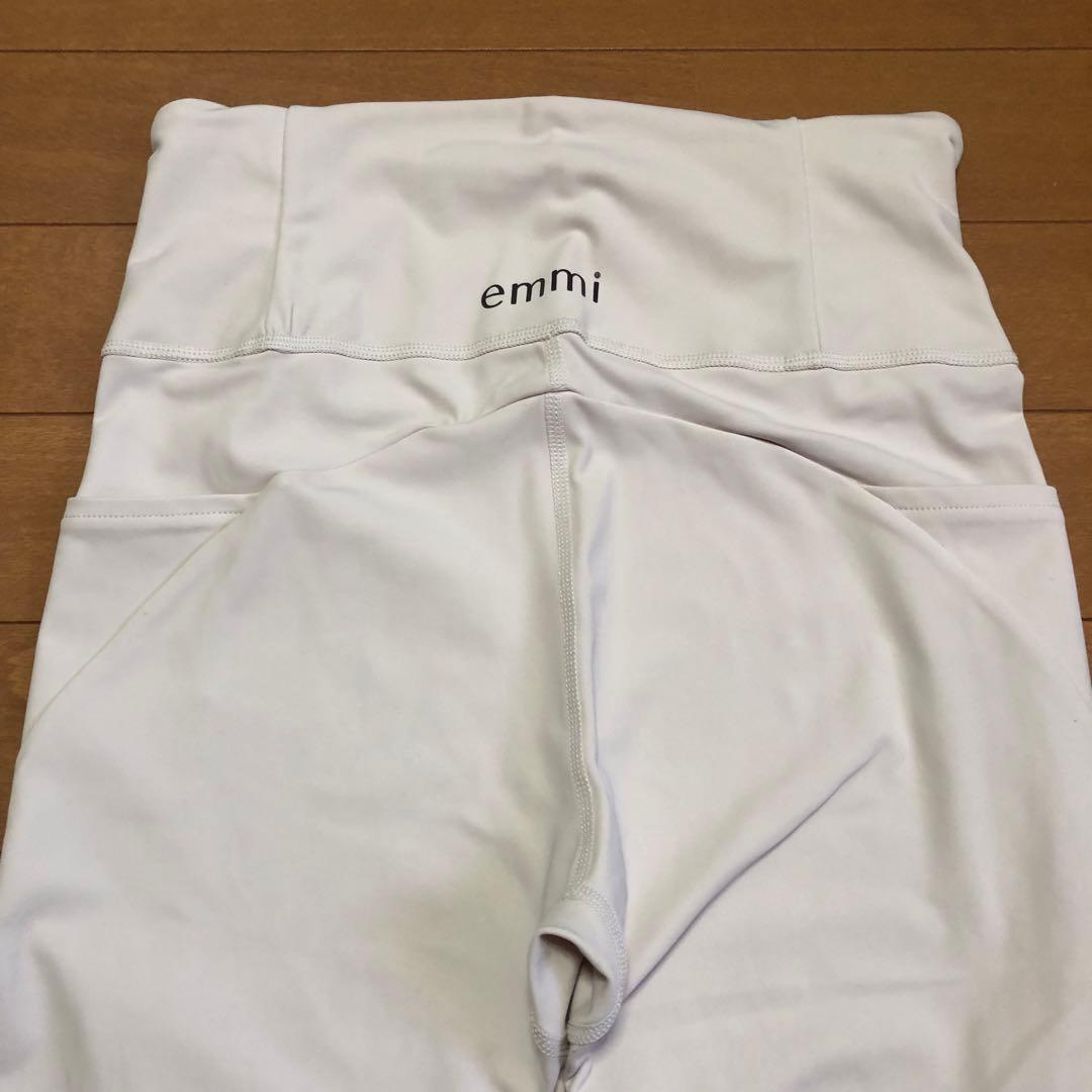 0サイズ☆【 emmi yoga 】サステナレッチレギンス ピンクベージュ