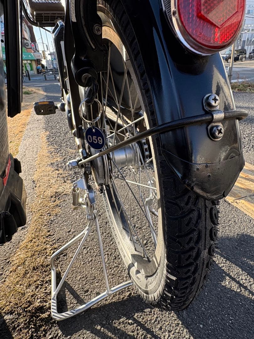 中古20㌅YAMAHA電動アシスト自転車　8.7Ah 大阪　059