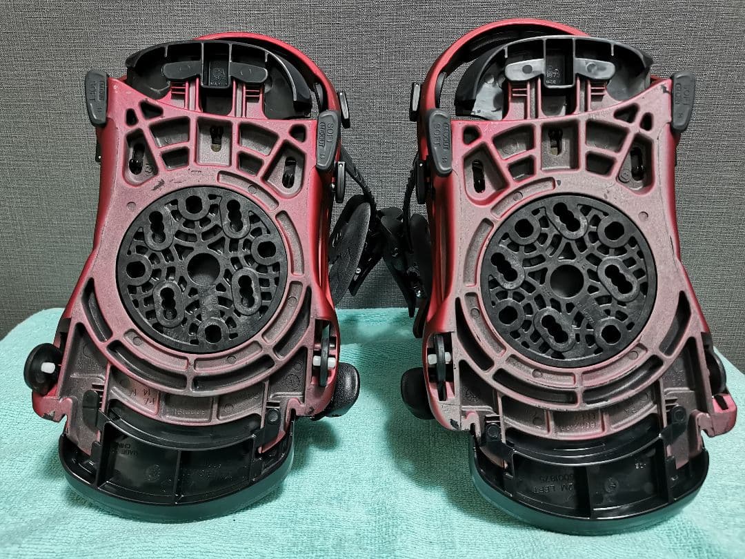 FLUX D/S スノーボードビンディング レッド/バインディングMサイズ正規品
