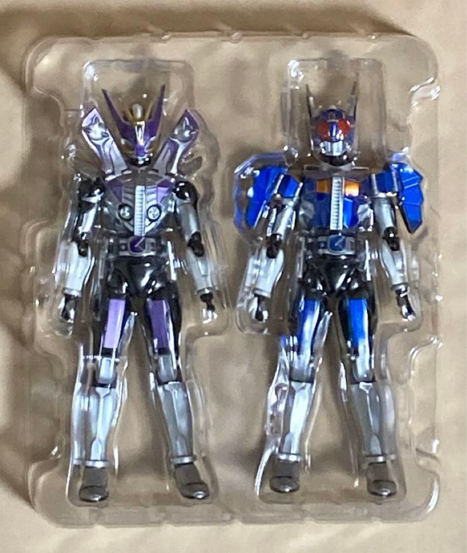 S.H.Figuarts　仮面ライダー電王　ガンフォーム&ロッドフォーム