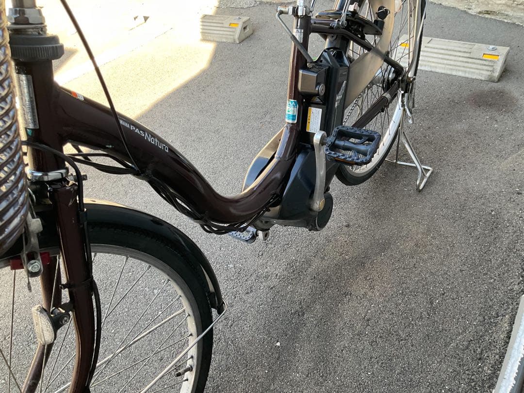 ヤマハ新機種電動アシスト自転車pasnatura26インチ　ブラウンアルミボディ