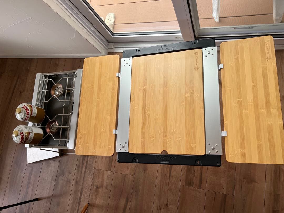  peak ギガパワーツーバーナーコンロ ステンレス製　テーブルセット