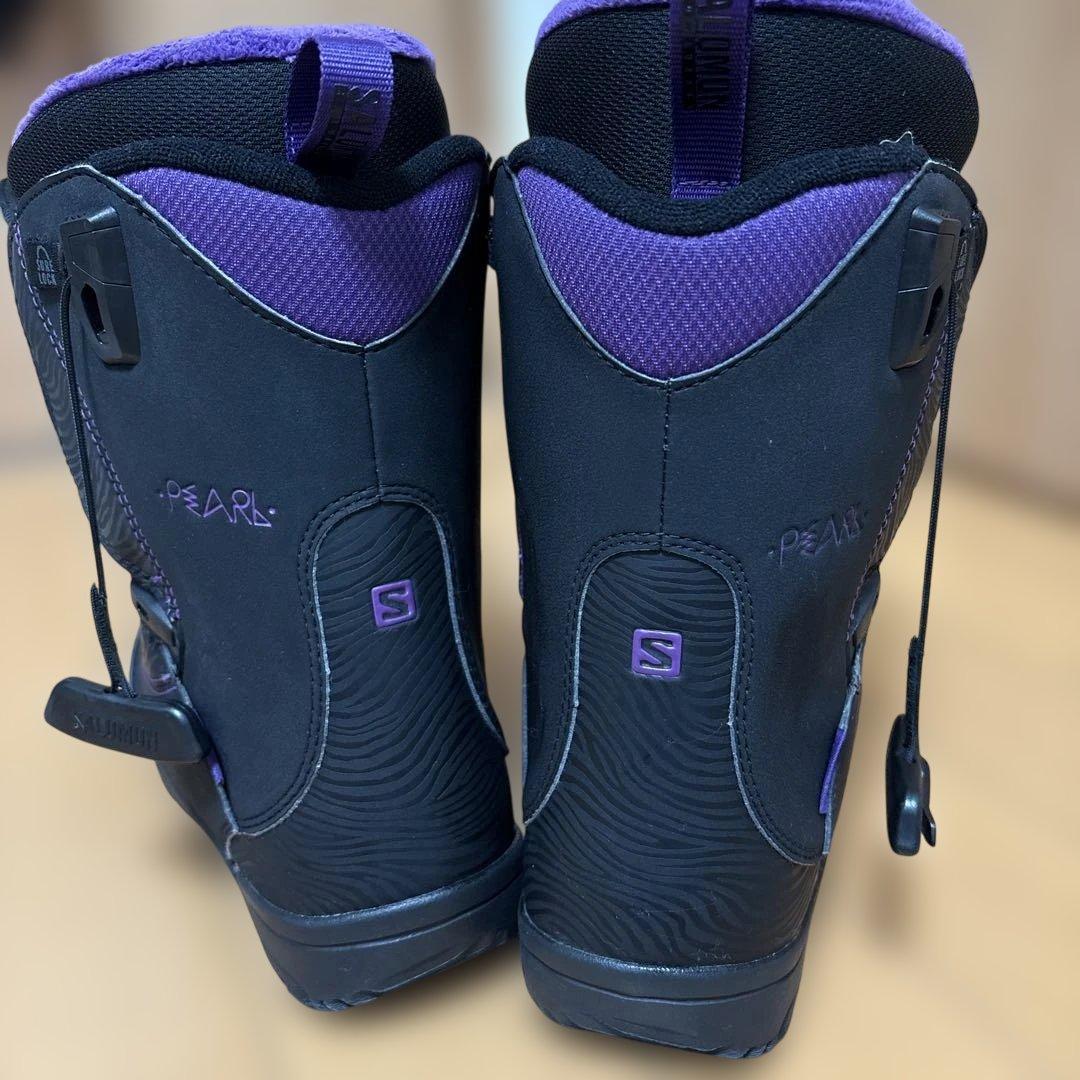 SALOMON レディーススノーボードブーツ