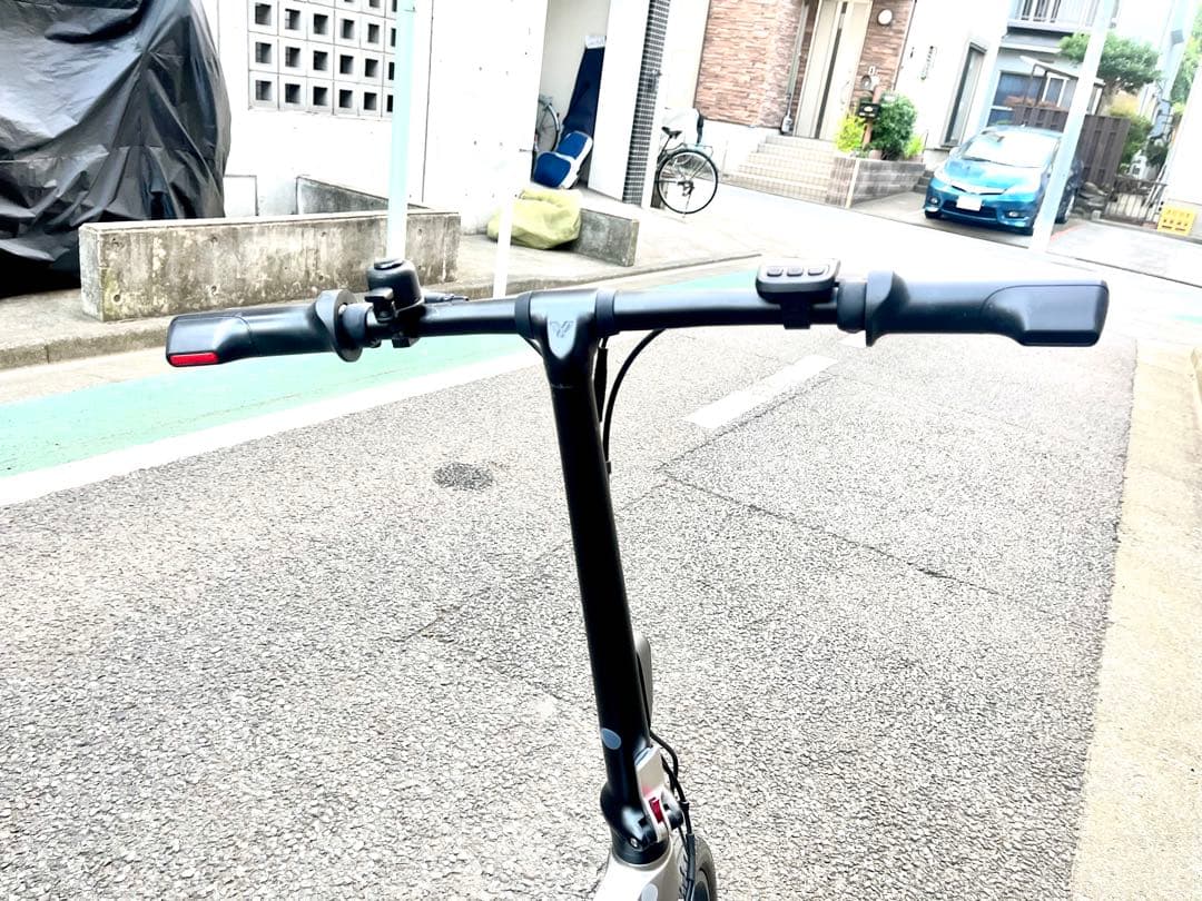折り畳み式電動アシスト自転車　VICCI V-01　引き取り限定