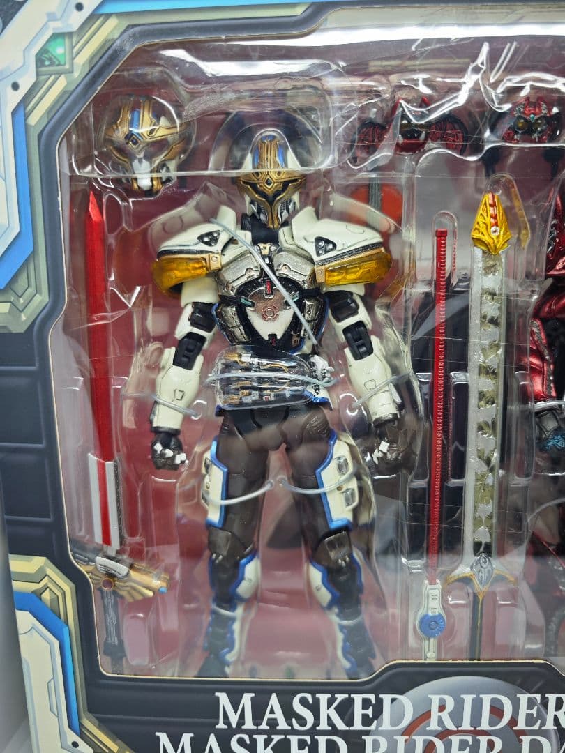 【Gunter】S.I.C.仮面ライダーキバ 2体セット