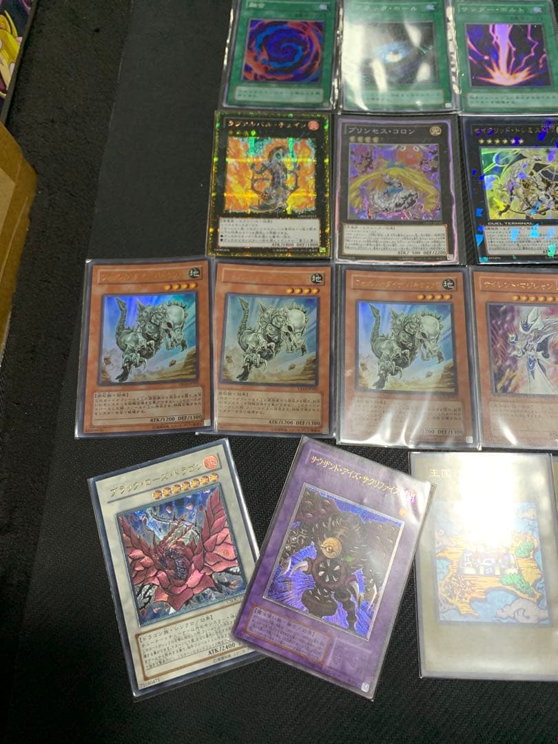 遊戯王OCGカード　初期　レリーフ　まとめ売り