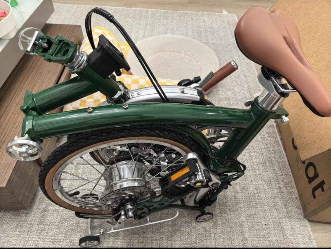 電動アシスト自転車　パーツ