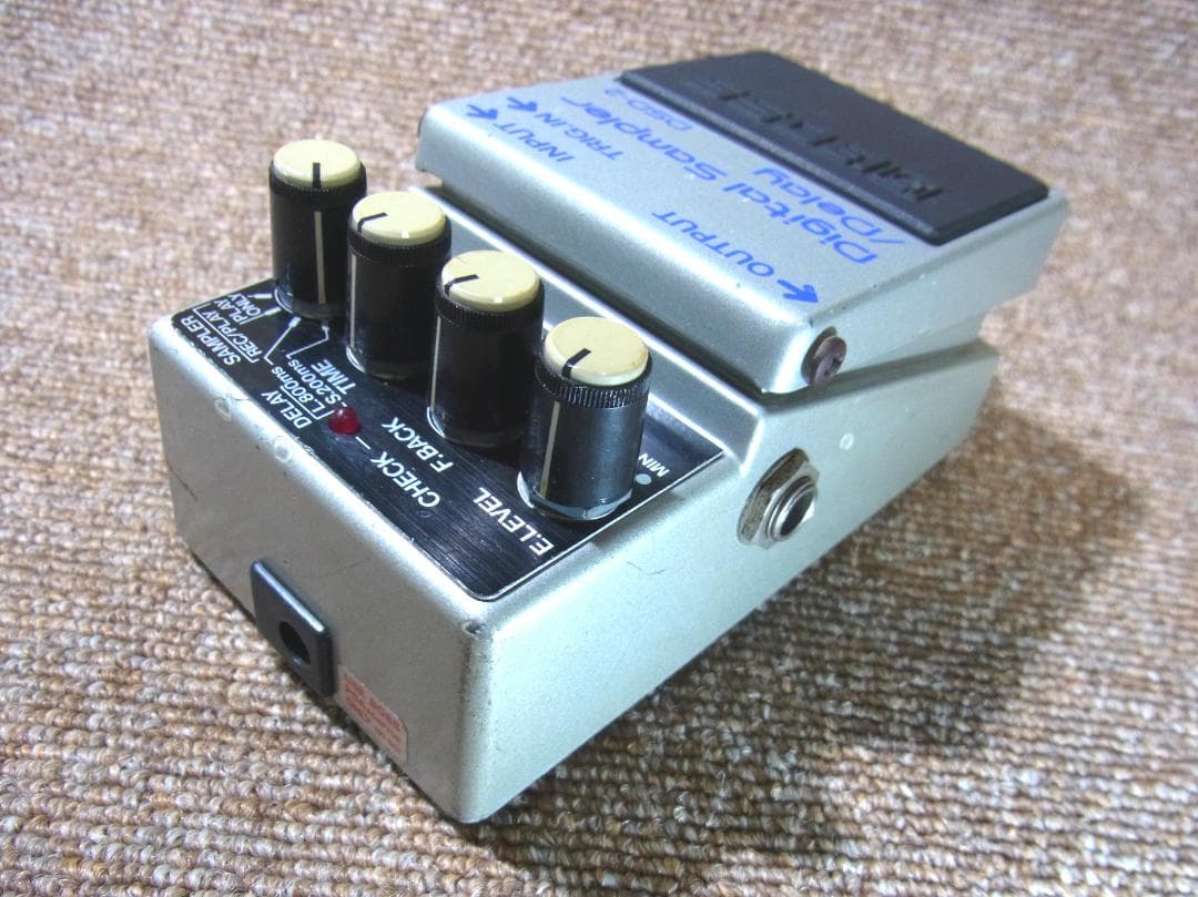 BOSS DSD-2 DIGITAL SAMPLER/DELAY エフェクター