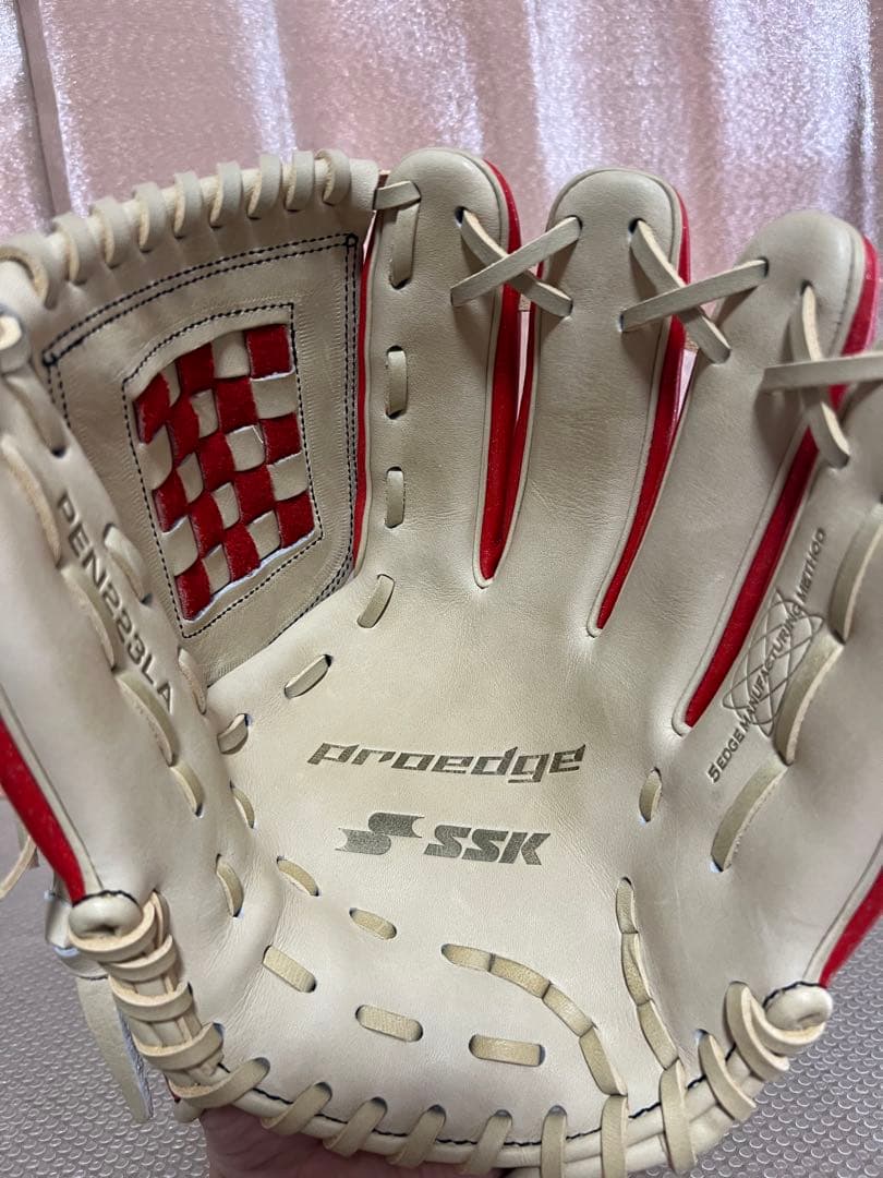 超軽量限定 SSK 一般軟式 内野用　軟式グローブ プロエッジ 限定ラメレザー