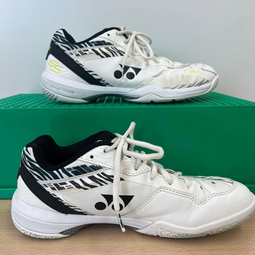 YONEX POWER CUSHION 65Z バドミントンシューズ
