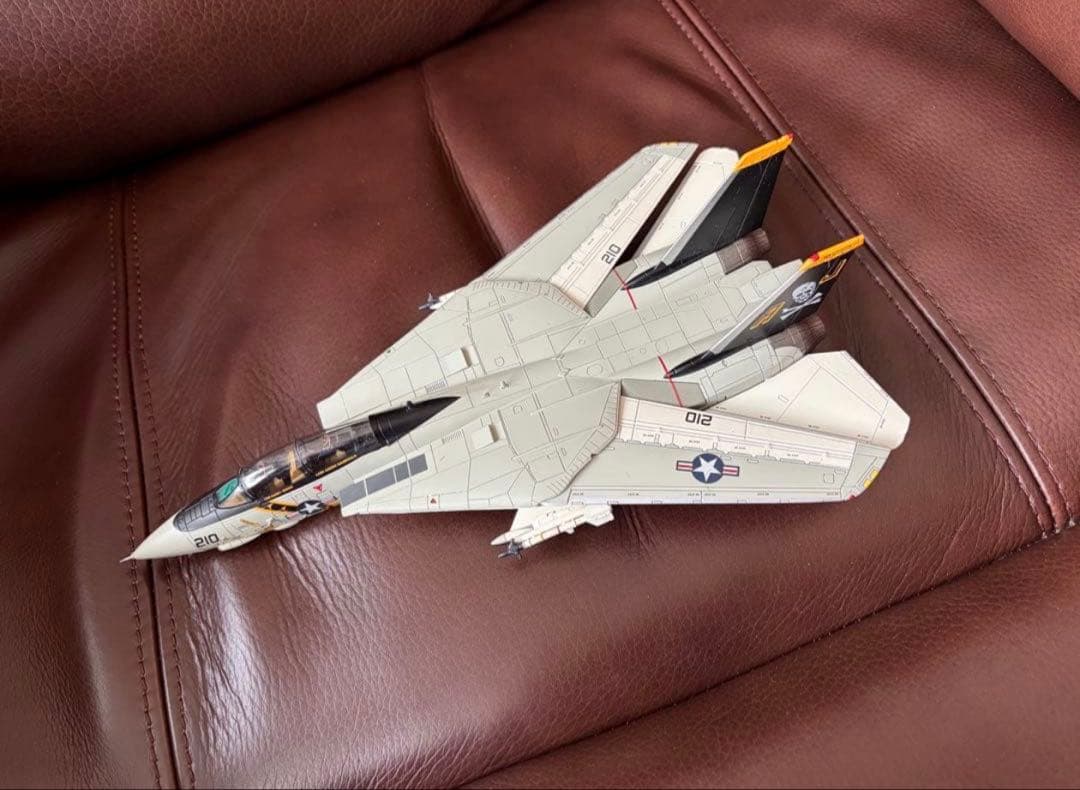 F 14 A アメリカ　海軍 第84戦闘飛行隊　ジョリーロジャース　空母ニミッツ