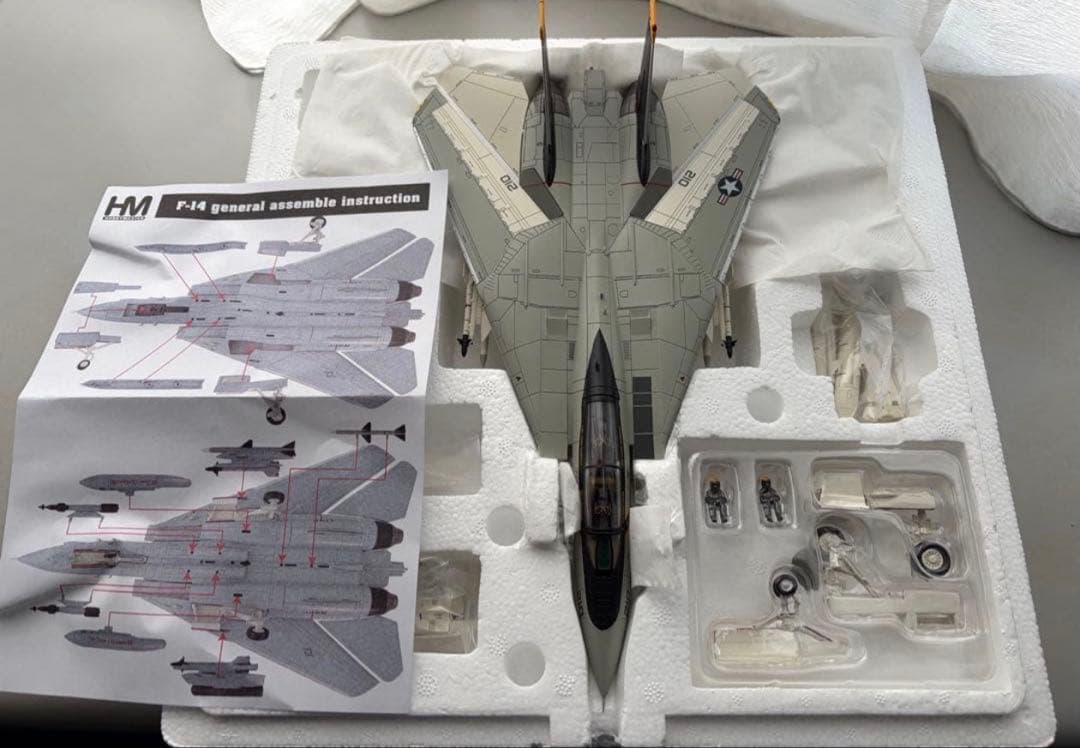F 14 A アメリカ　海軍 第84戦闘飛行隊　ジョリーロジャース　空母ニミッツ