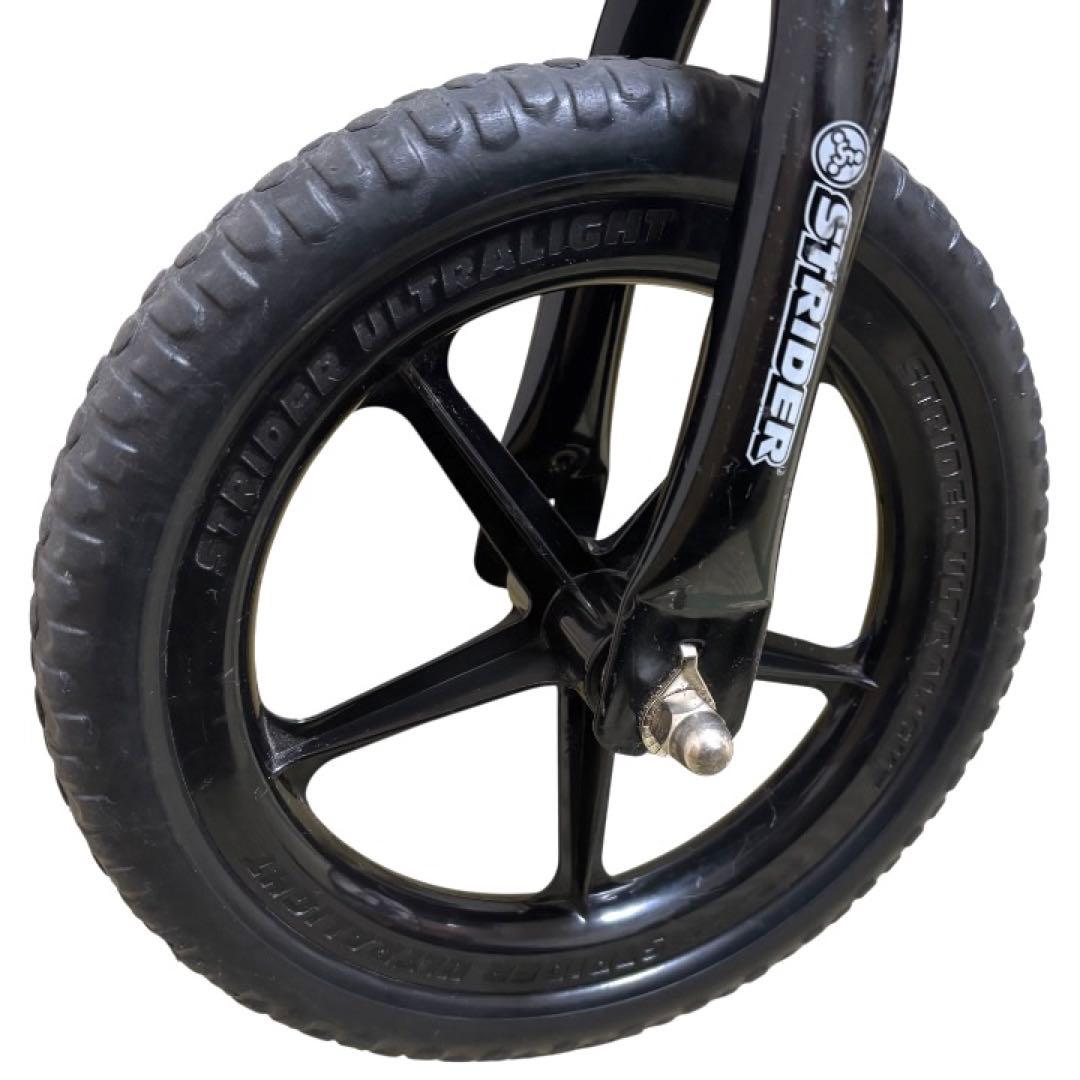 極美品 ストライダー STRIDER 12 スポーツ ブラック バランスバイク