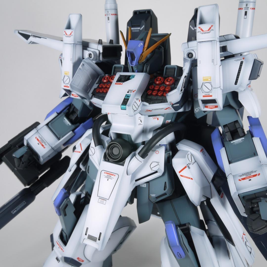 ガンプラ　MG FAZZ Ver.Ka　全塗装　完成品