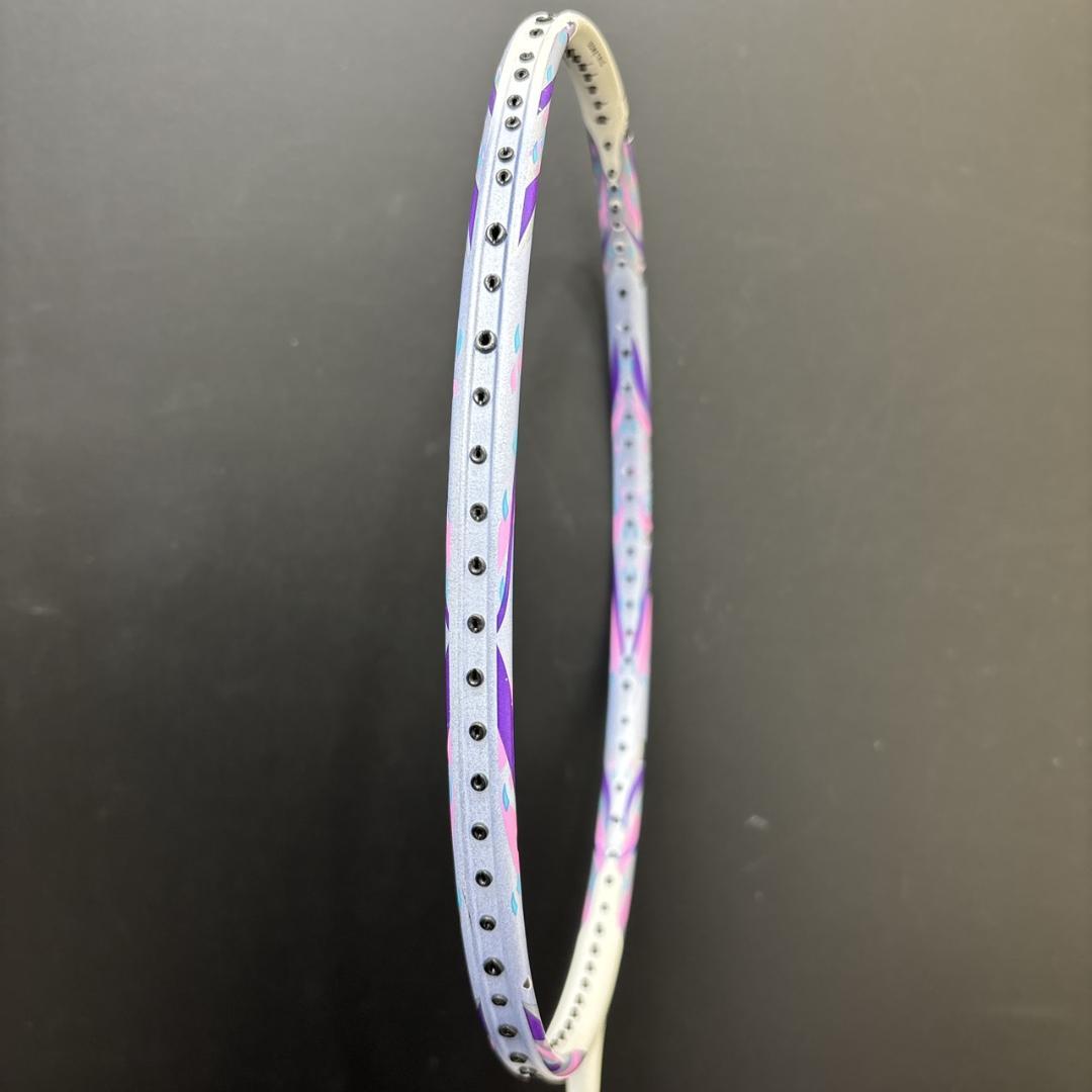 YONEX 　NANOFLARE　111　バトミントンラケット　ガット無し