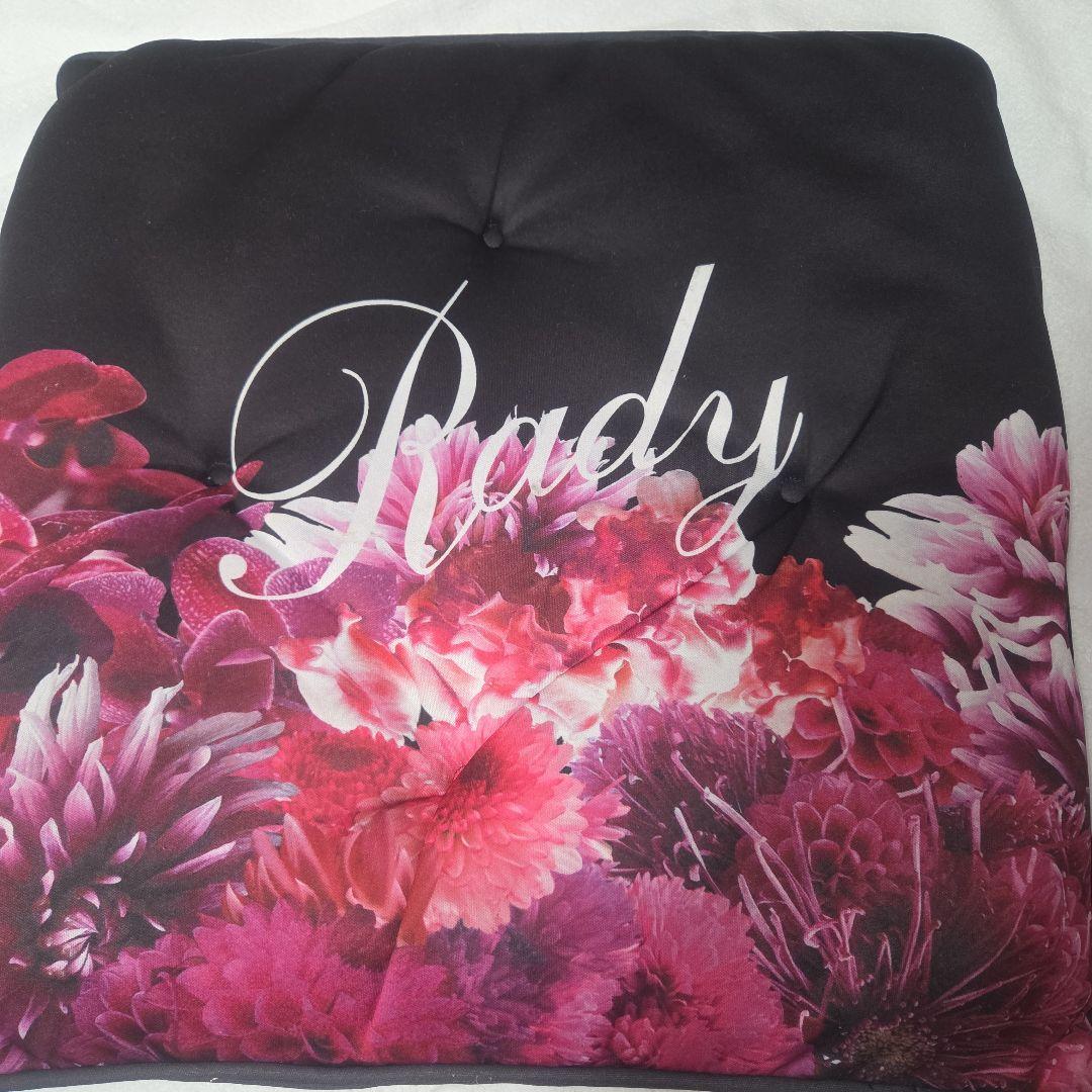 専用です！Rady 花柄座布団 2枚セット