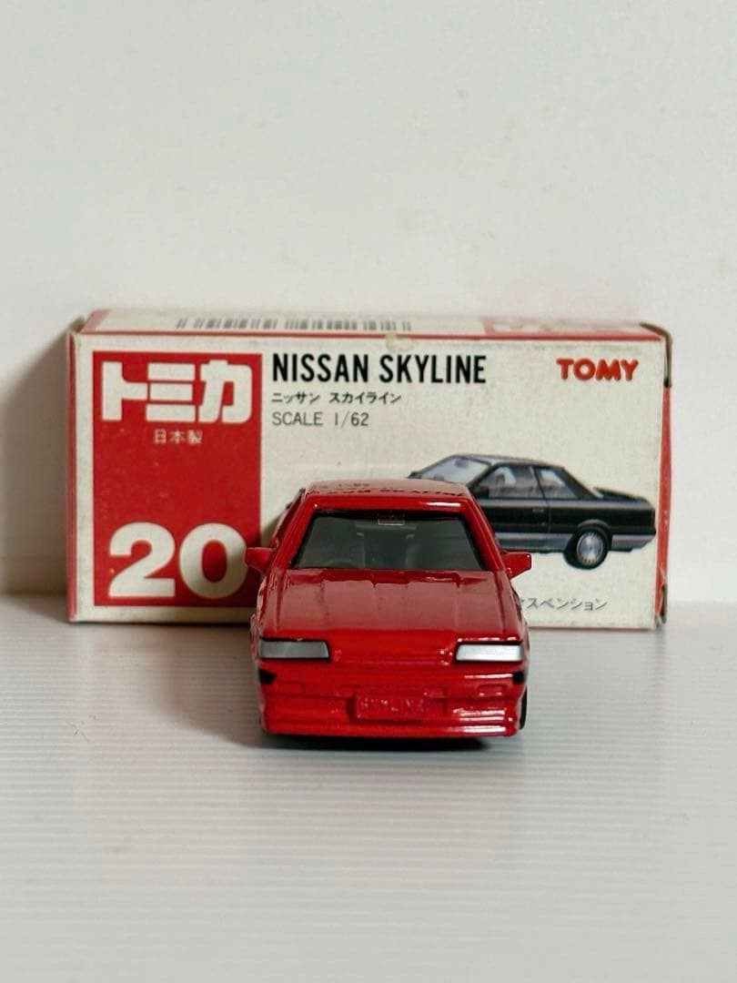 トミカ赤箱　No.20 ニッサン スカイライン(レッド)