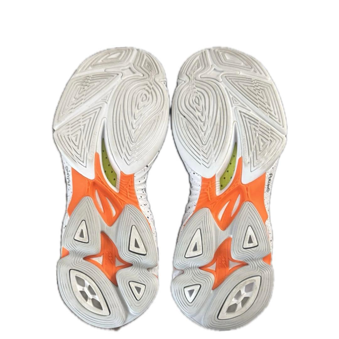 バレーボールシューズMIZUNO