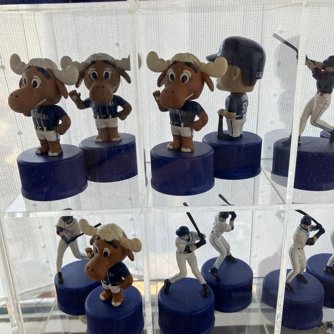 イチロー　ペットボトルキャップ　とAltermateコンプリート計56個