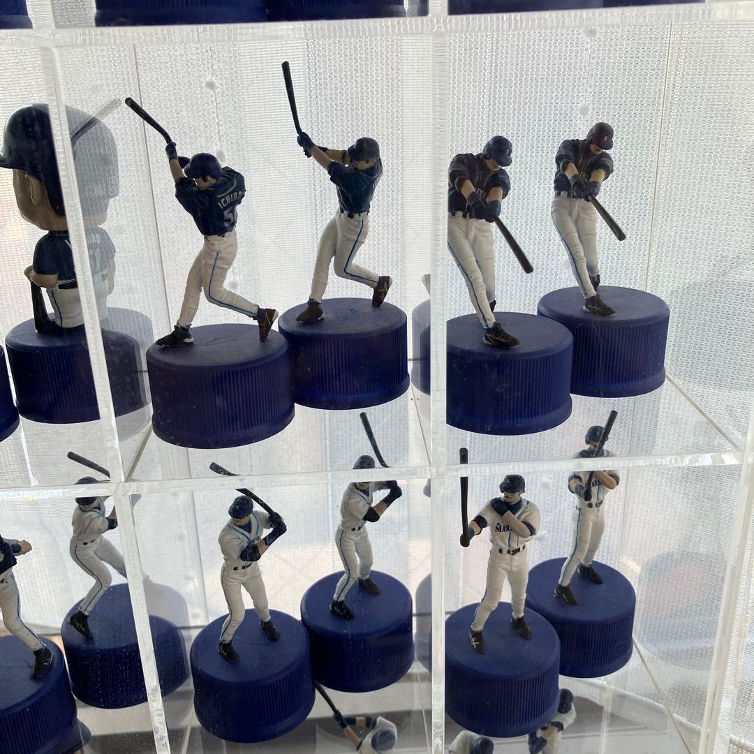 イチロー　ペットボトルキャップ　とAltermateコンプリート計56個