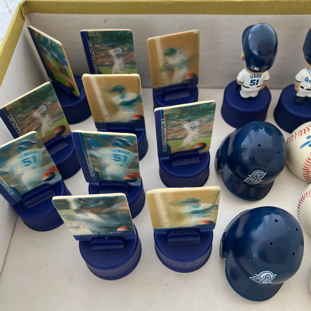 イチロー　ペットボトルキャップ　とAltermateコンプリート計56個