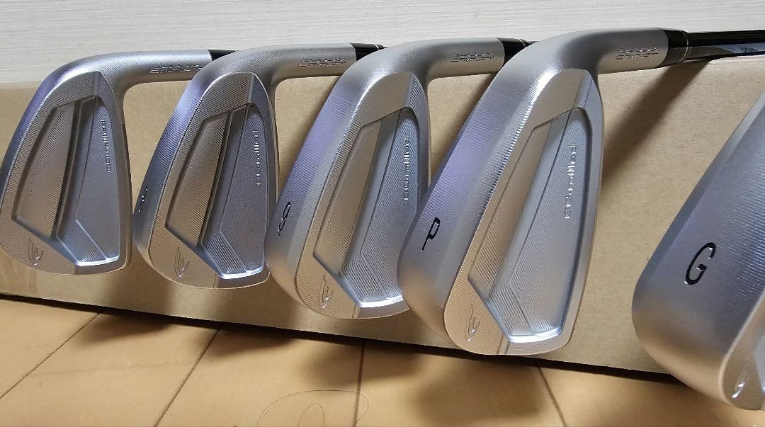 【美品】カムイccミルドアイアン　+　Ptune　Forged H Wedge