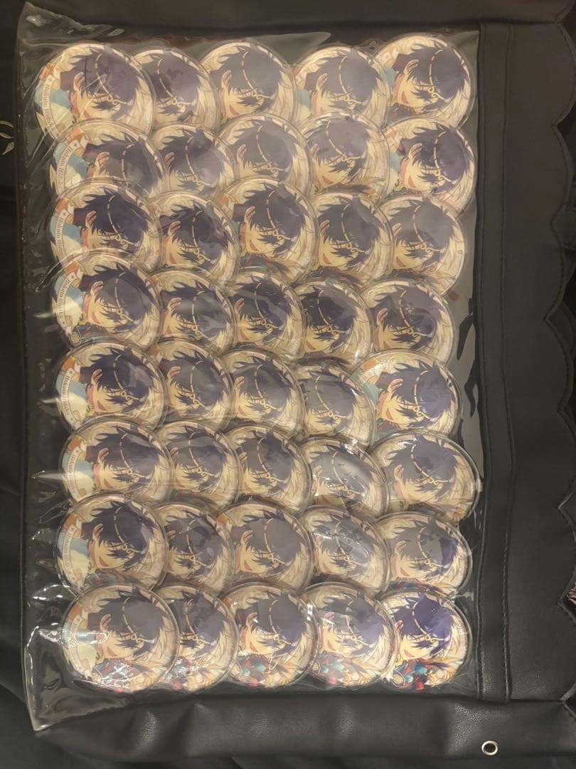 ♡氷鷹北斗 痛バック缶バッジ40個セット♡