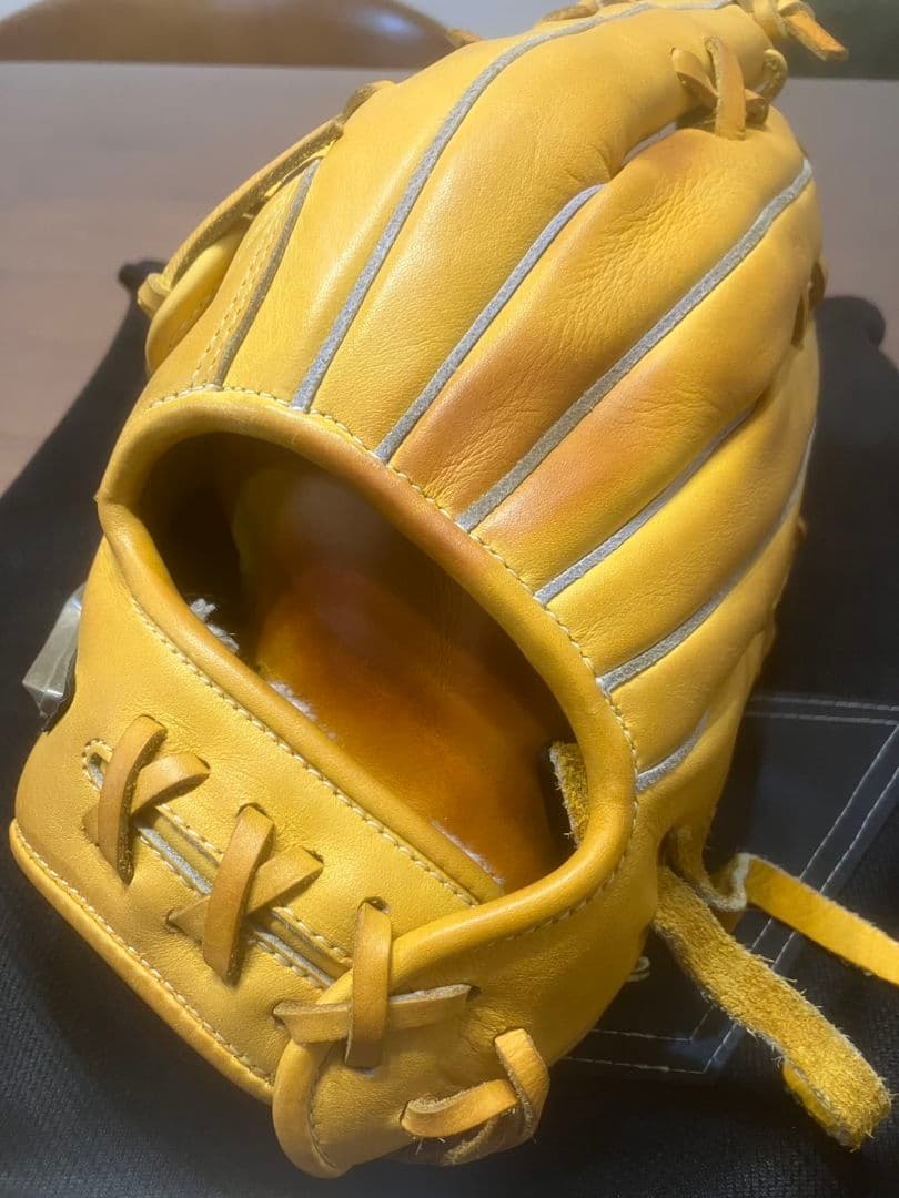 Mizuno Global Elite 軟式グローブ イエロー　左用