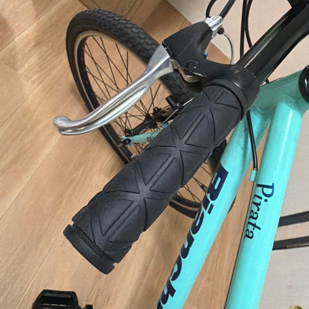 Bianchi Pirata24インチ ジュニア向け